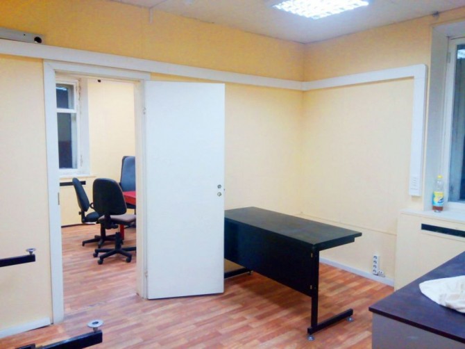 Сдам в аренду офис 30 кв.м.( 2 комнаты) 521м/р - изображение 1