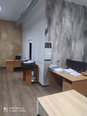Сдаю офис 73м2 с ремонтом и мебелью возле метро Ботанический Сад. - изображение 1