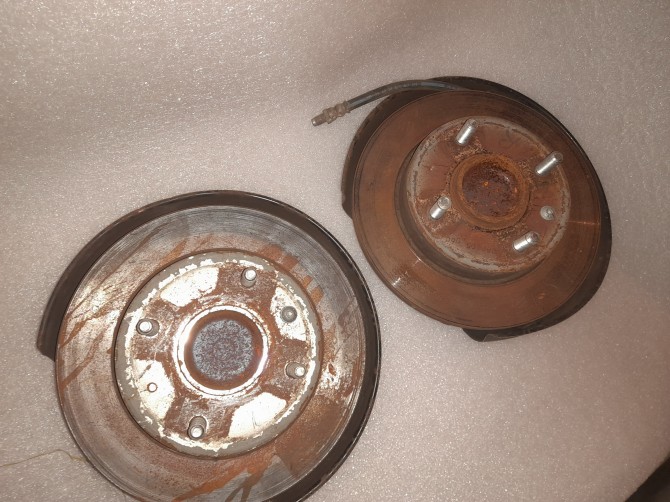 Заднi cтупицi MR 594142 Mitsubishi Colt 2004-2010р - изображение 1