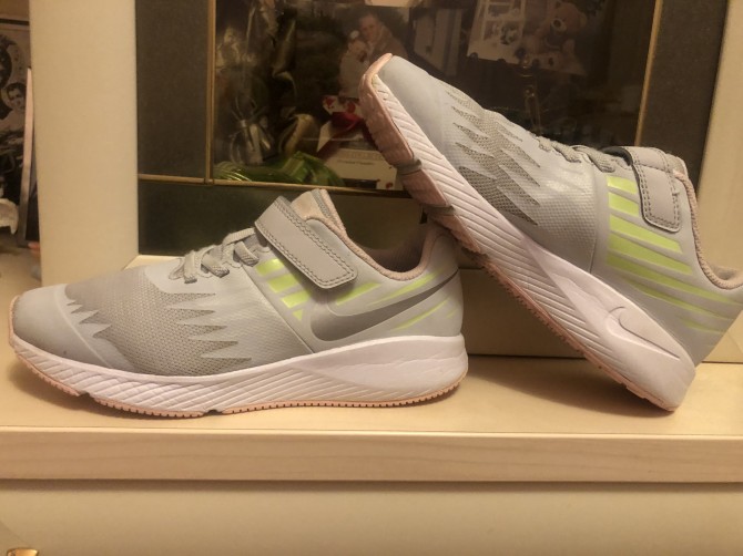 Кросівки дитячі Nike RENEW RUN - изображение 1