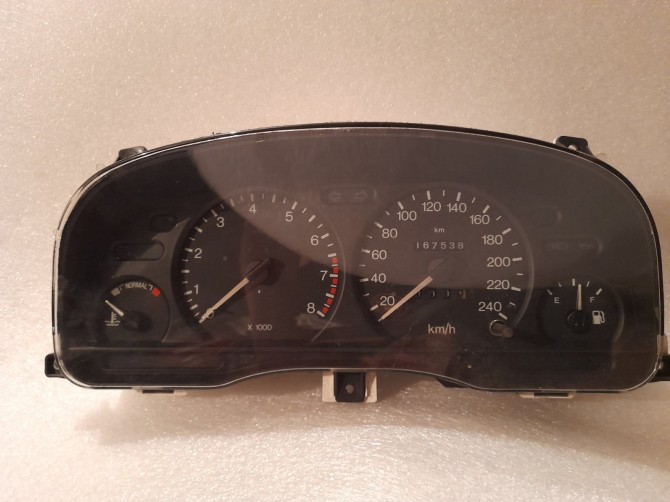 Приборна панель Ford Mondeo mk 1-2 1,6-1.8 - изображение 1