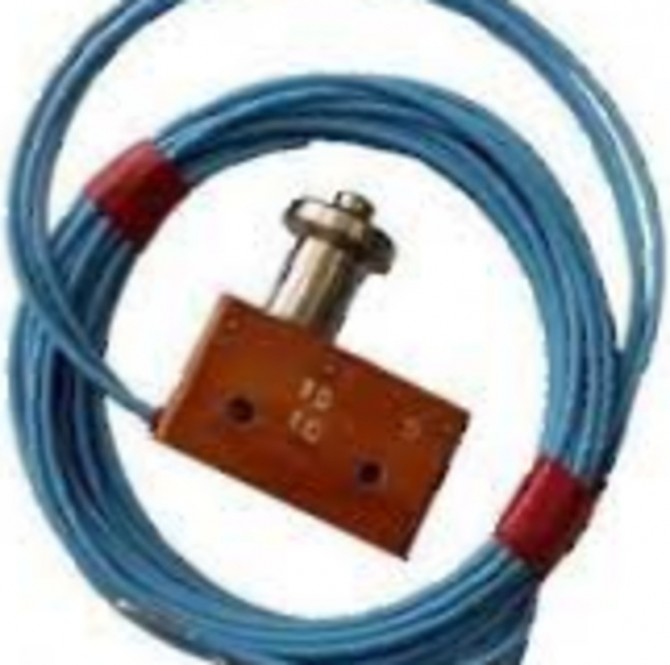 Куплю мікроперемикачі АМ800К - изображение 1