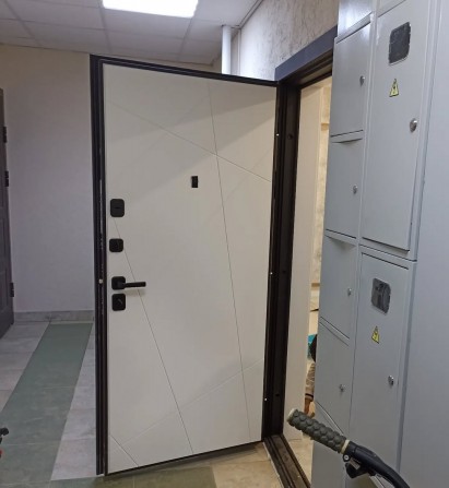 Надежные входные двери от производителя в Кривом Роге - изображение 1