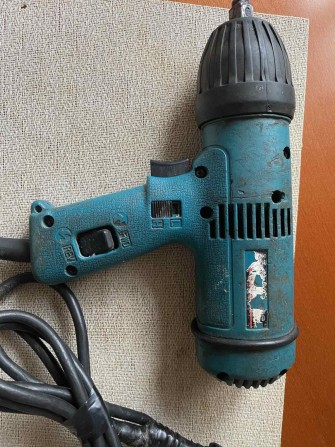 Ударний електрогайковерт Makita – надійний інструмент - изображение 1