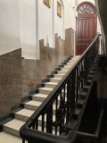 Продаж гостинки біля ТРЦ Нікольский - пів хвилини пішки до метро.
